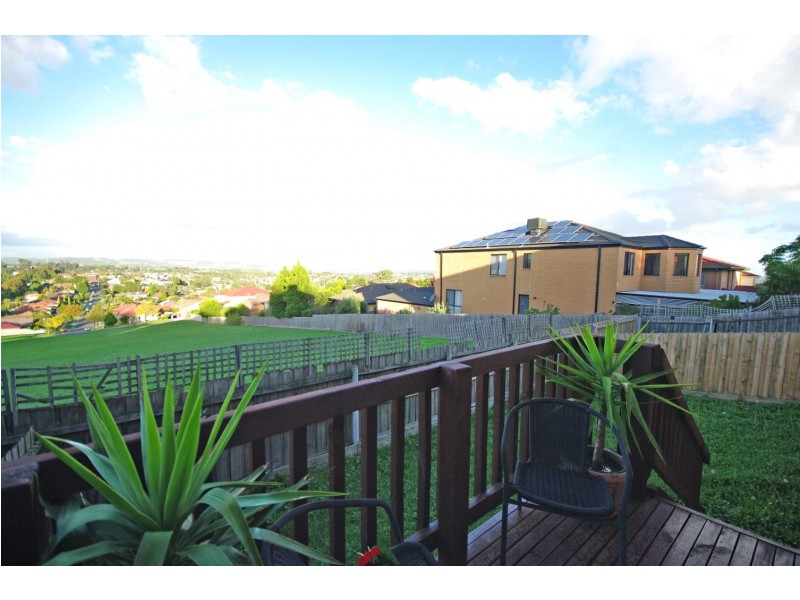 18/5 Piney Ridge, Endeavour Hills VIC 3802