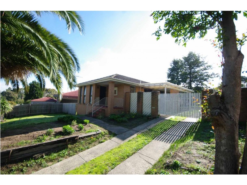 139 James Cook Drive, Endeavour Hills VIC 3802