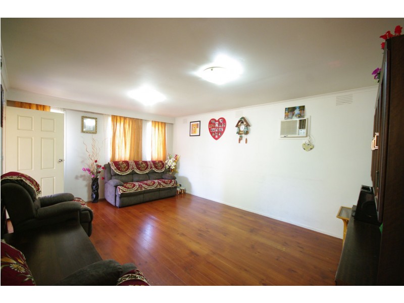 139 James Cook Drive, Endeavour Hills VIC 3802