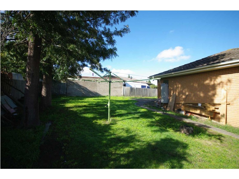 139 James Cook Drive, Endeavour Hills VIC 3802