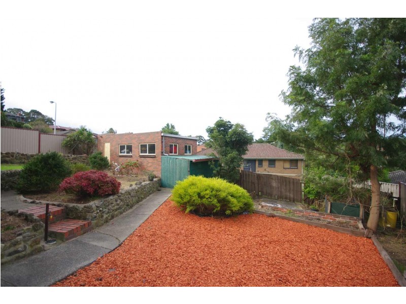 8 Wilkinson Way, Endeavour Hills VIC 3802