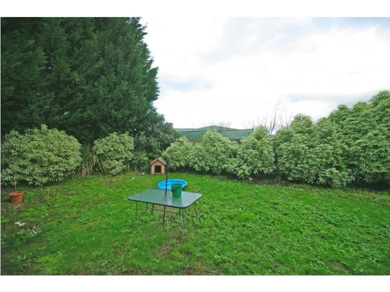 39 Lawson Way, Endeavour Hills VIC 3802