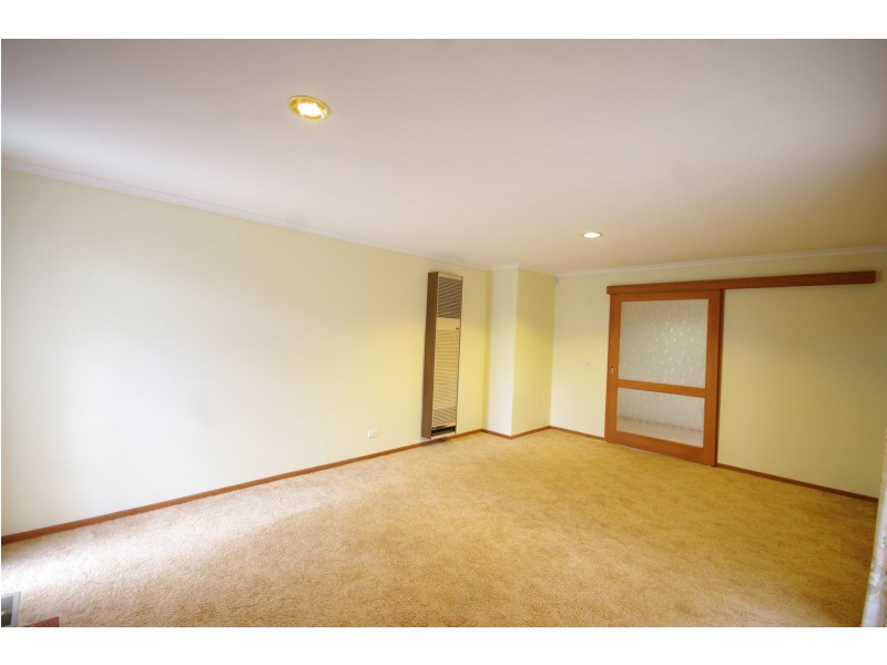 59 Shetland Street, Endeavour Hills VIC 3802