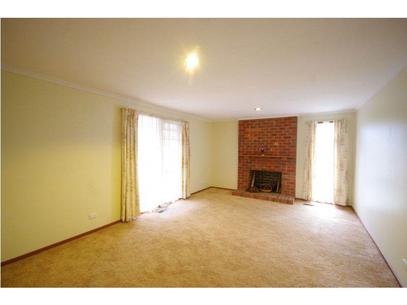 59 Shetland Street, Endeavour Hills VIC 3802