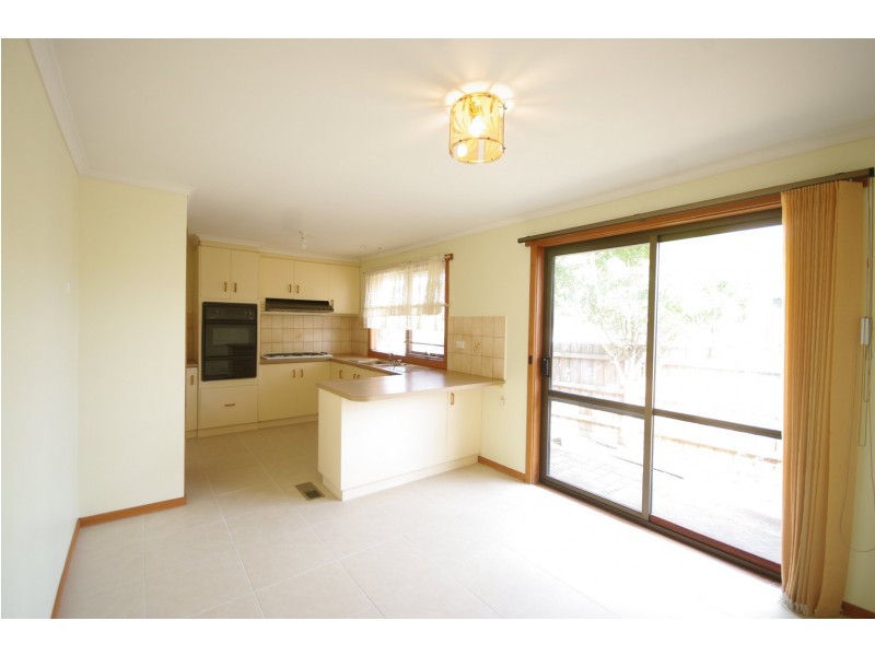 59 Shetland Street, Endeavour Hills VIC 3802