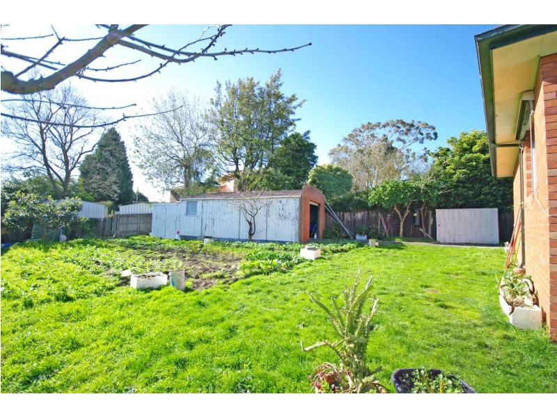 10 Correa Place, Endeavour Hills VIC 3802