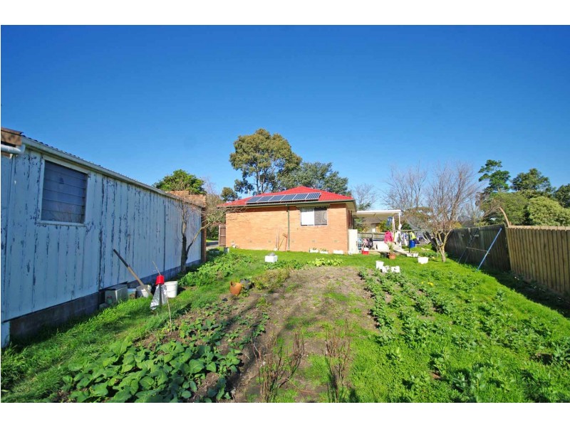 10 Correa Place, Endeavour Hills VIC 3802