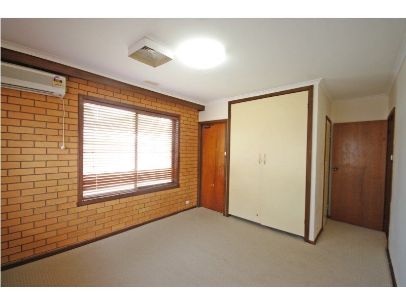 7 Gray Close, Endeavour Hills VIC 3802