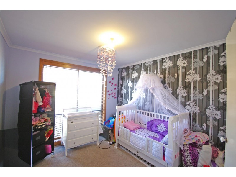 1/14 Bramwell Close, Endeavour Hills VIC 3802