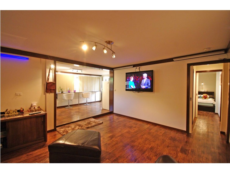 87 Sydney Parkinson Avenue, Endeavour Hills VIC 3802