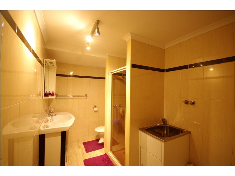 87 Sydney Parkinson Avenue, Endeavour Hills VIC 3802