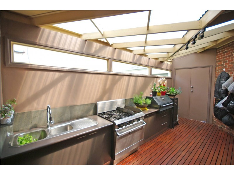 11 Erica Close, Endeavour Hills VIC 3802