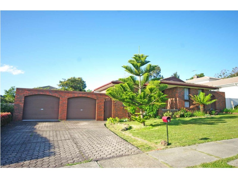 2 Terrell Close, Endeavour Hills VIC 3802