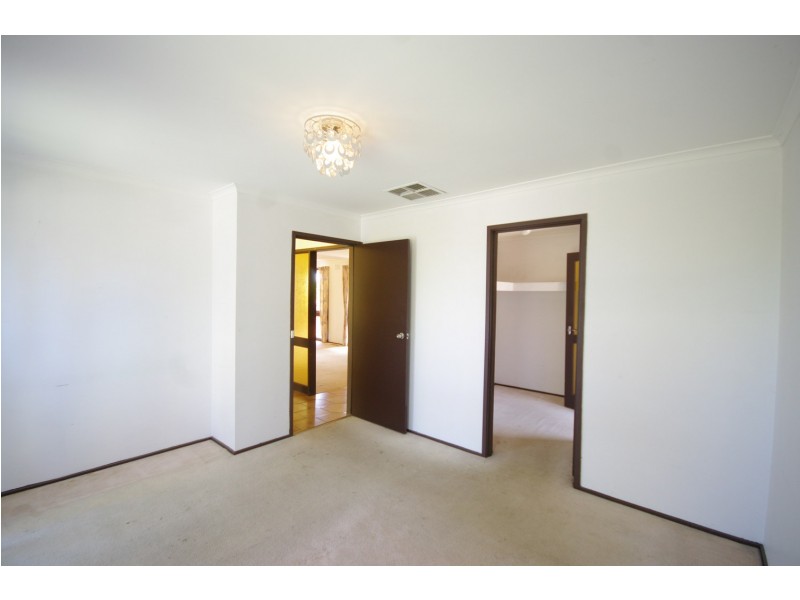 2 Terrell Close, Endeavour Hills VIC 3802