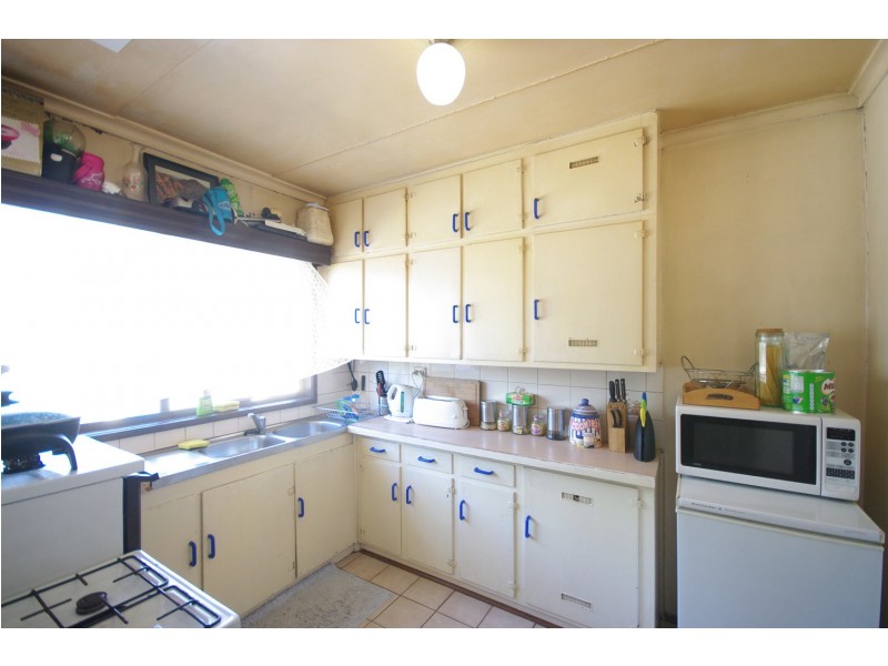 4 Agonis Street, Doveton VIC 3177