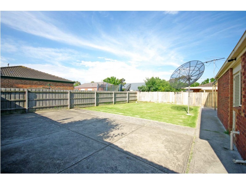 5 Botanical Grove, Doveton VIC 3177