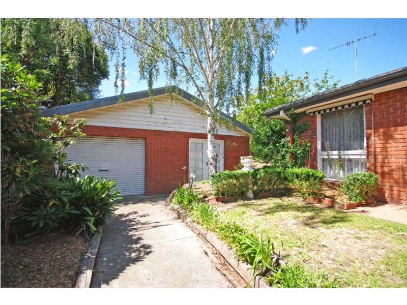 2 Rolland Court, Endeavour Hills VIC 3802
