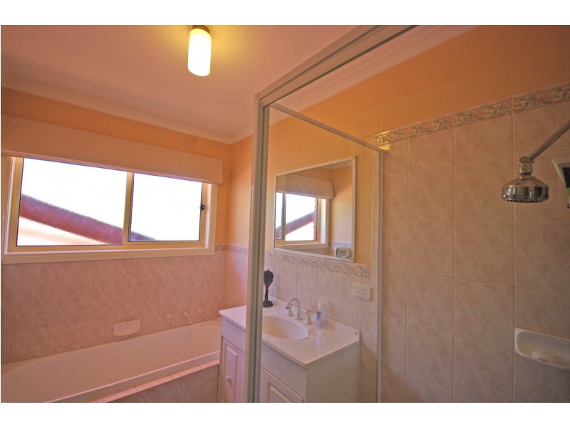 3/7 John Hunter Drive, Endeavour Hills VIC 3802