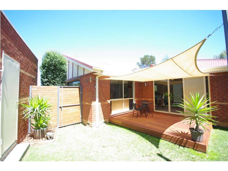 3/7 John Hunter Drive, Endeavour Hills VIC 3802