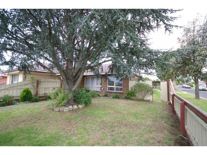 19A Third Avenue, Dandenong North VIC 3175