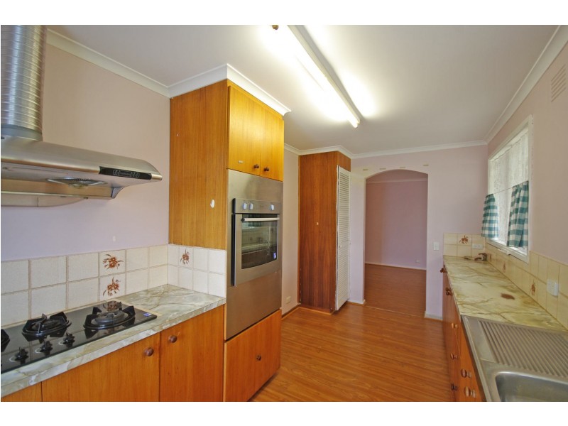 14 Ponto Court, Endeavour Hills VIC 3802