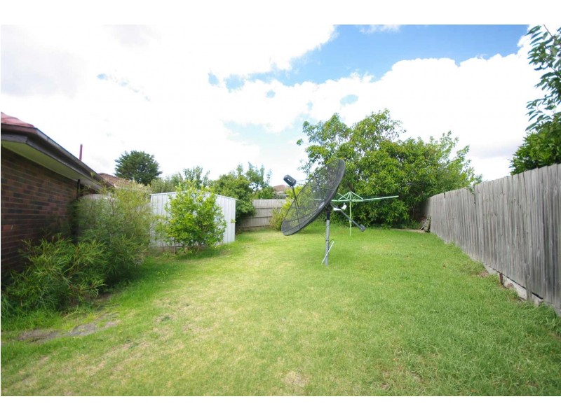 14 Ponto Court, Endeavour Hills VIC 3802