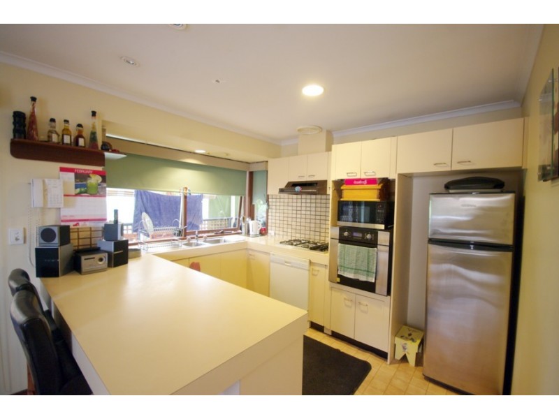 73 William Hovell Drive, Endeavour Hills VIC 3802