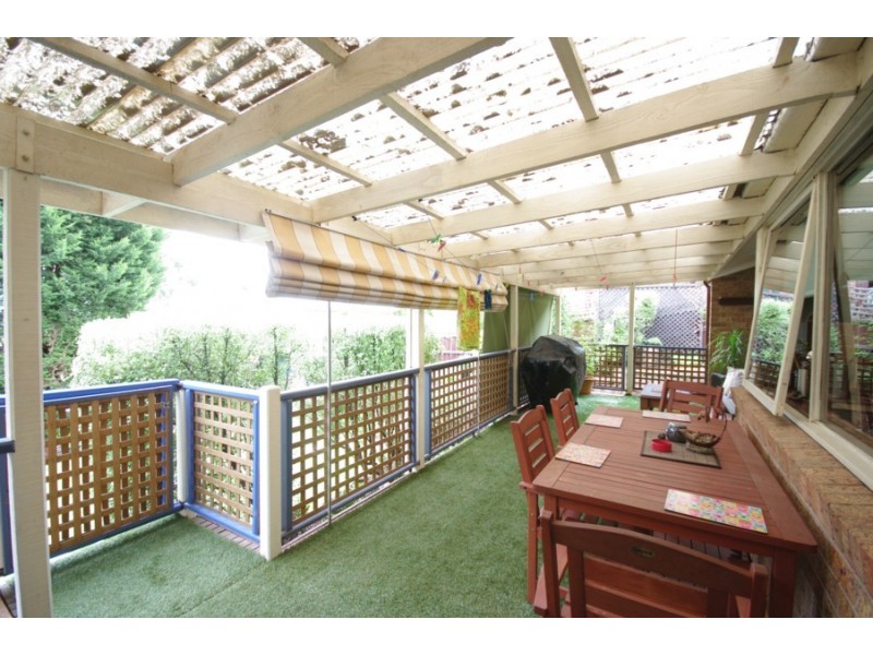 73 William Hovell Drive, Endeavour Hills VIC 3802