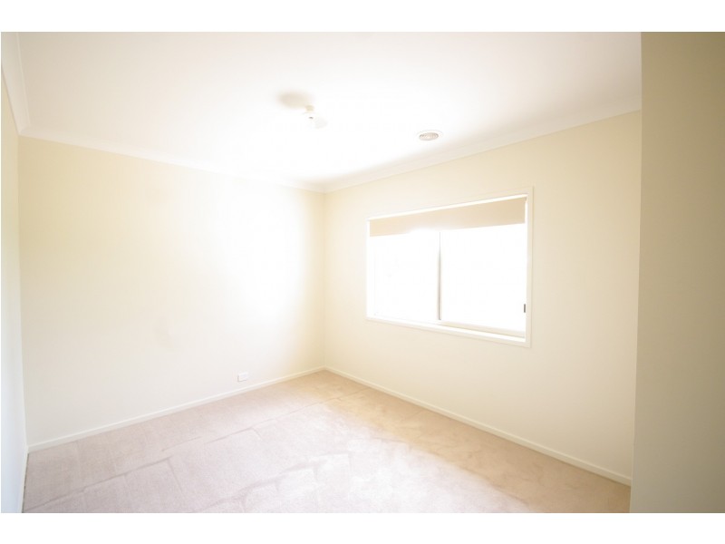 188 Sandhurst Blvd, Sandhurst VIC 3977