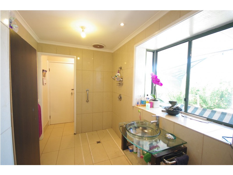 1 Scotsburn Way, Endeavour Hills VIC 3802