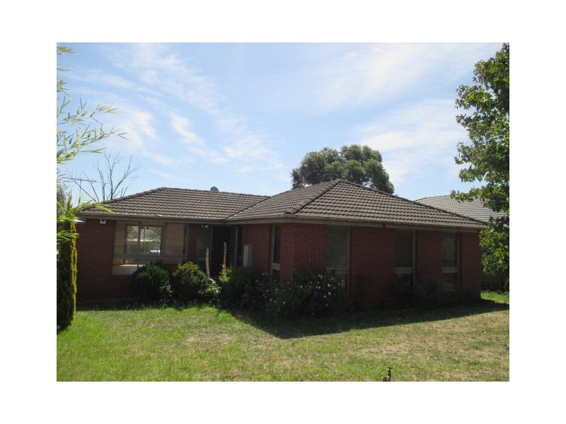 1 BOOTIE COURT, Endeavour Hills VIC 3802