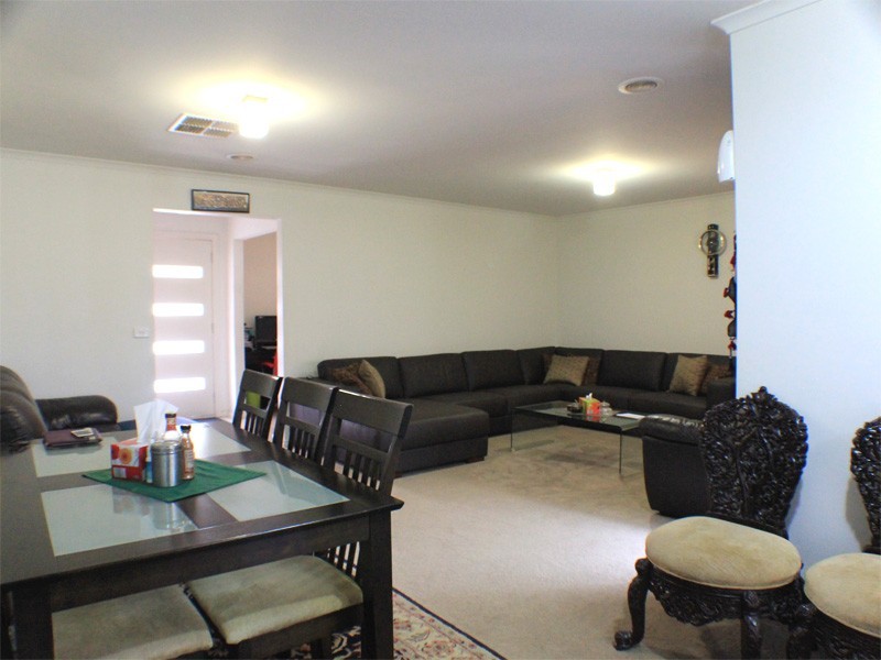 2 Rebecca Street, Doveton VIC 3177