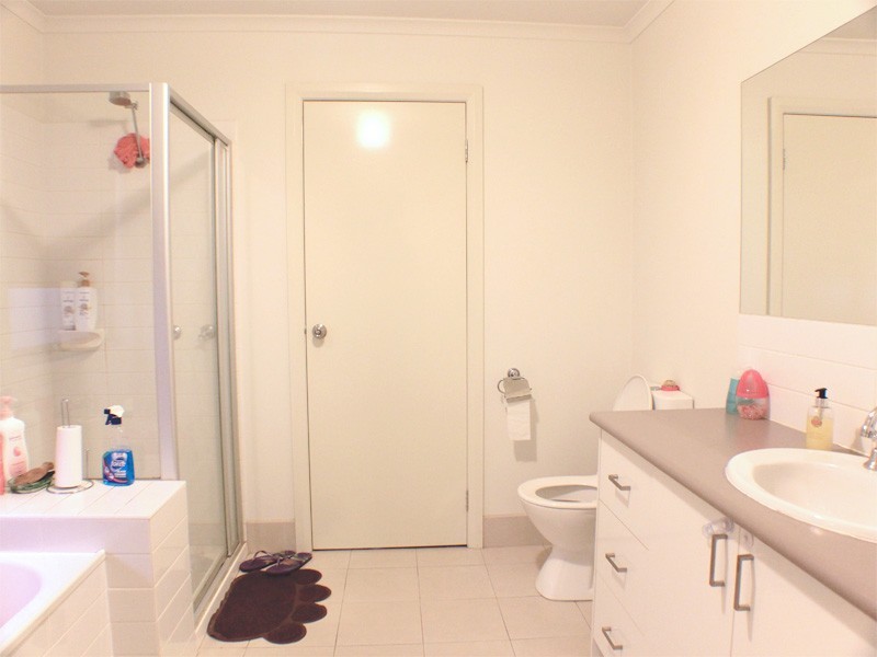 2 Rebecca Street, Doveton VIC 3177