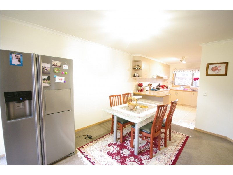 12 Bryson Court, Endeavour Hills VIC 3802