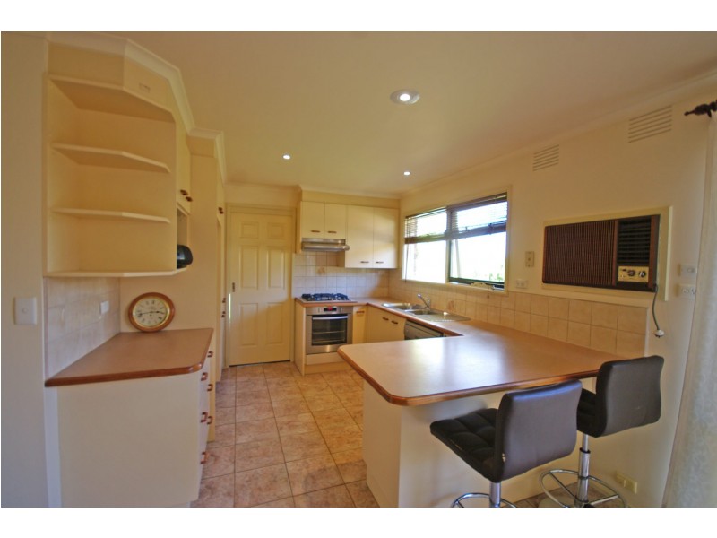 87 Matthew Flinders Avenue, Endeavour Hills VIC 3802