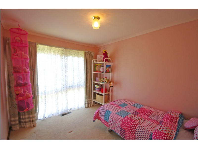 2 Earls Court, Endeavour Hills VIC 3802