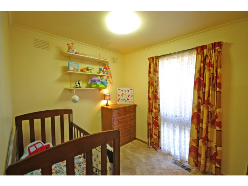 2 Earls Court, Endeavour Hills VIC 3802