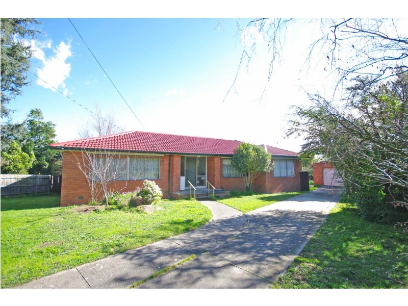 10 CORREA PLACE, Endeavour Hills VIC 3802