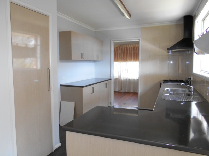 10 CORREA PLACE, Endeavour Hills VIC 3802