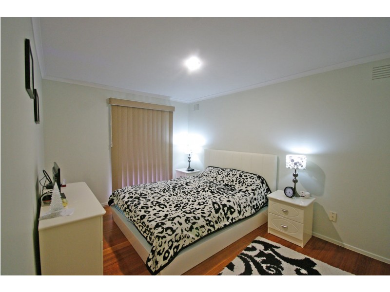 1 Ponto Court, Endeavour Hills VIC 3802