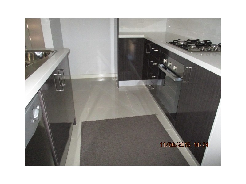 13/280 POUND ROAD, Hampton Park VIC 3976