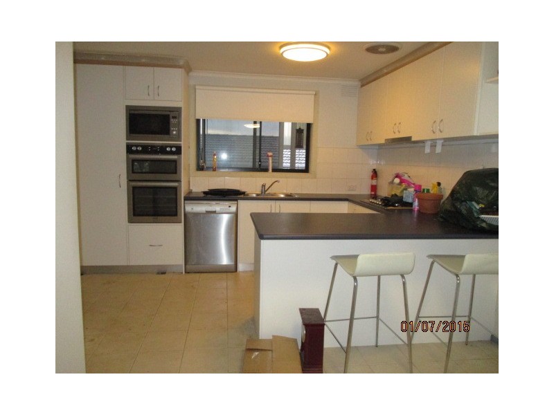 2/50 DOVETON AVENUE, Eumemmerring VIC 3177