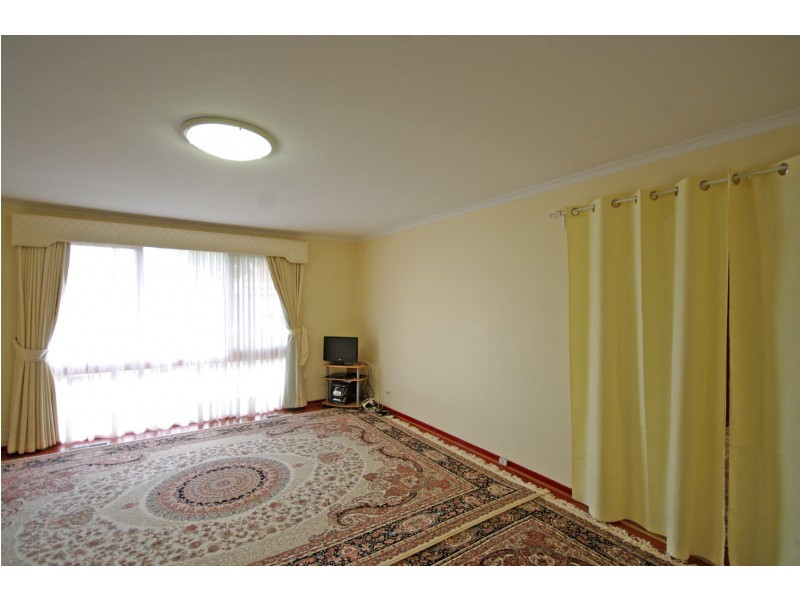 10 Lauriston Drive, Endeavour Hills VIC 3802