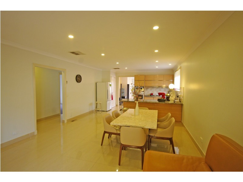 13 Daffodil Court, Endeavour Hills VIC 3802