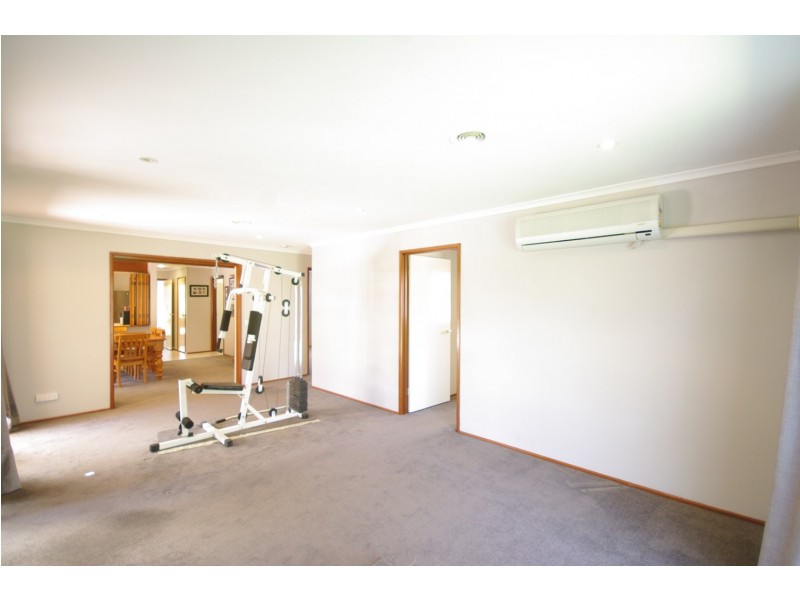 5 Melissa Court, Narre Warren VIC 3805