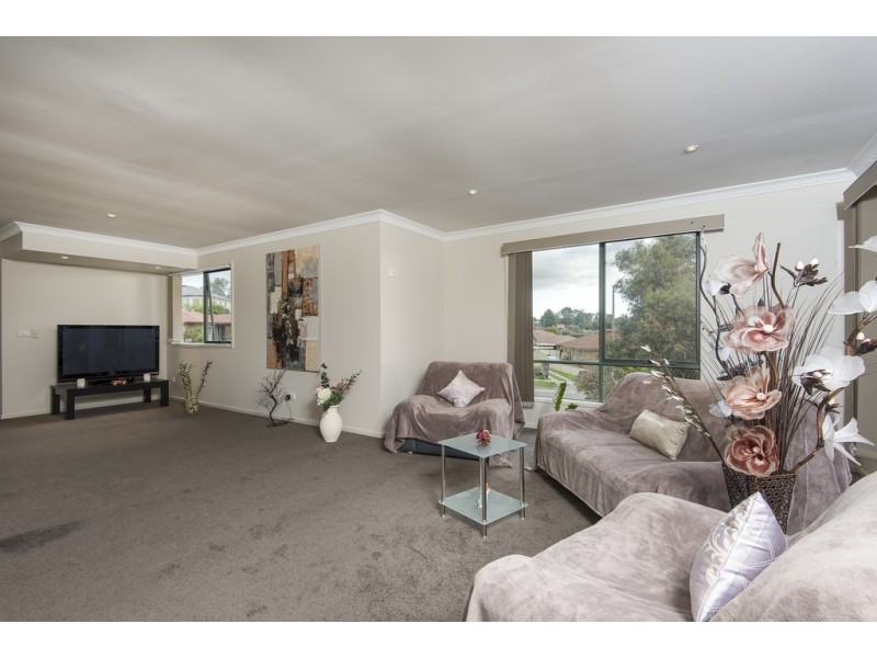 1 Scotsburn Way, Endeavour Hills VIC 3802