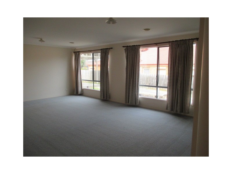 39 LITTLECROFT AVENUE, Narre Warren South VIC 3805