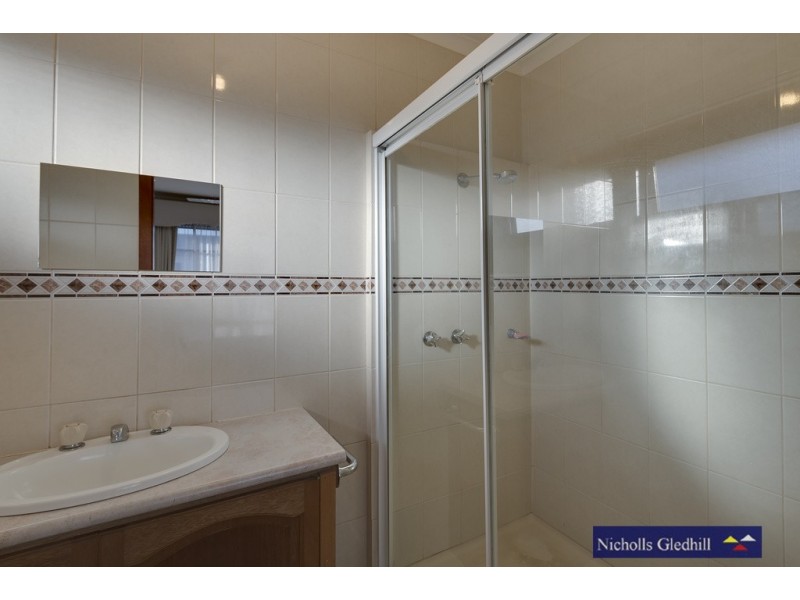 24 Lawson Way, Endeavour Hills VIC 3802