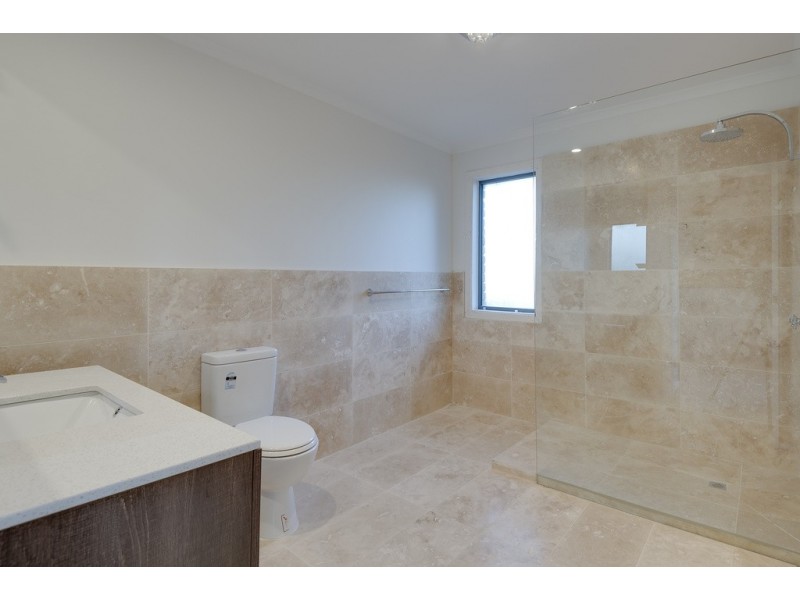 12 Delmont Court, Endeavour Hills VIC 3802