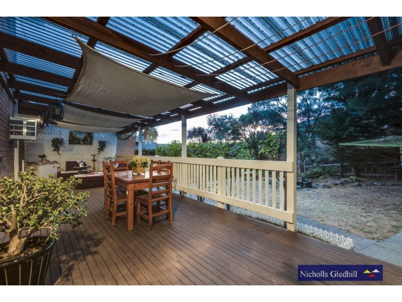 10 Moya Close, Endeavour Hills VIC 3802